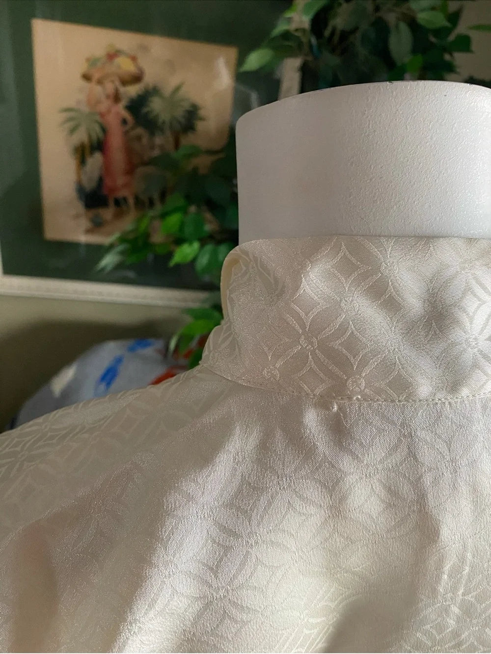 Michael Michael Kors blouse, close-up of cuff and sleeve detail